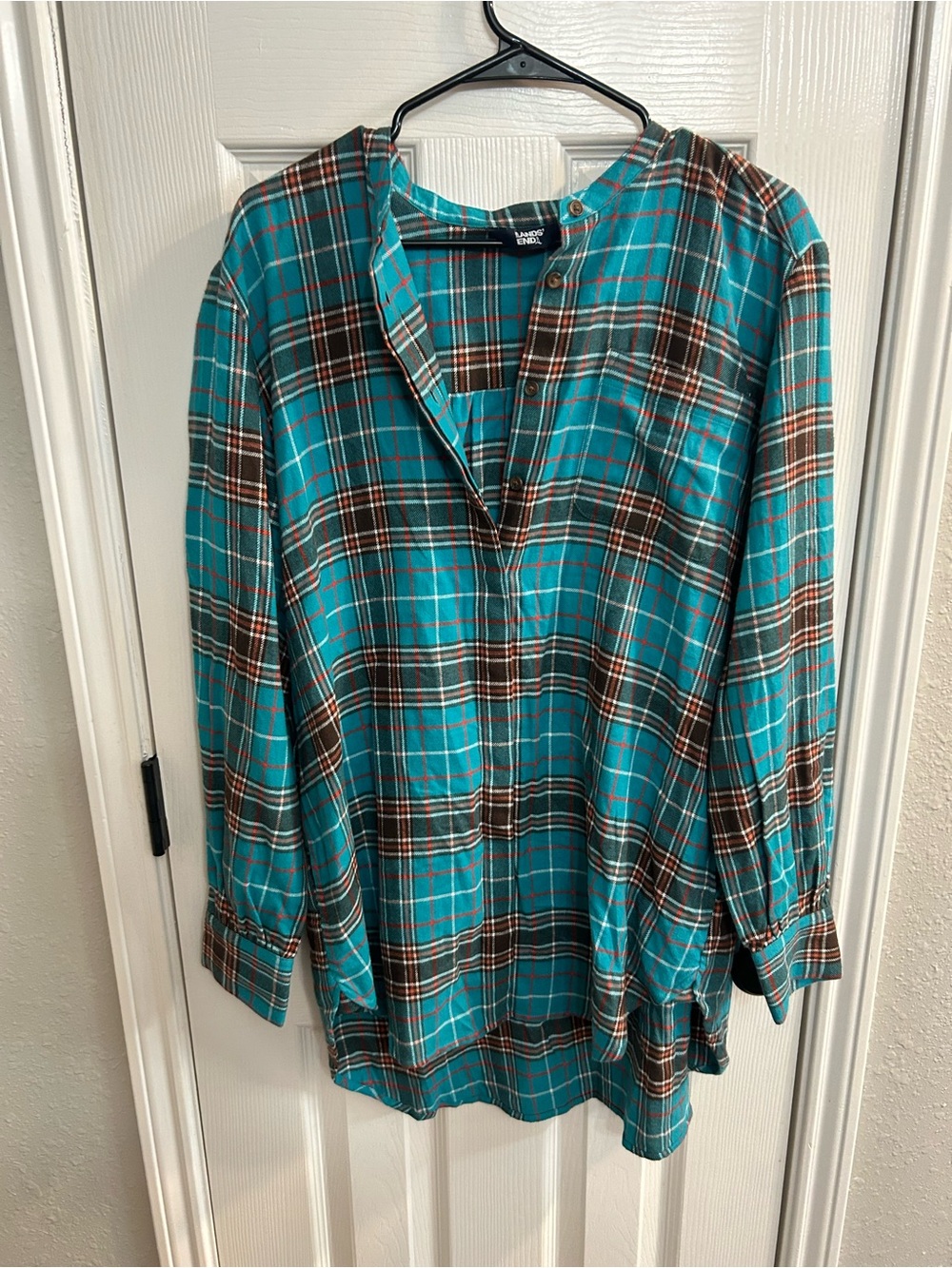 Lands End Top Womens Size L blue Flannel Plaid Tunic Pockets Button Up Casual